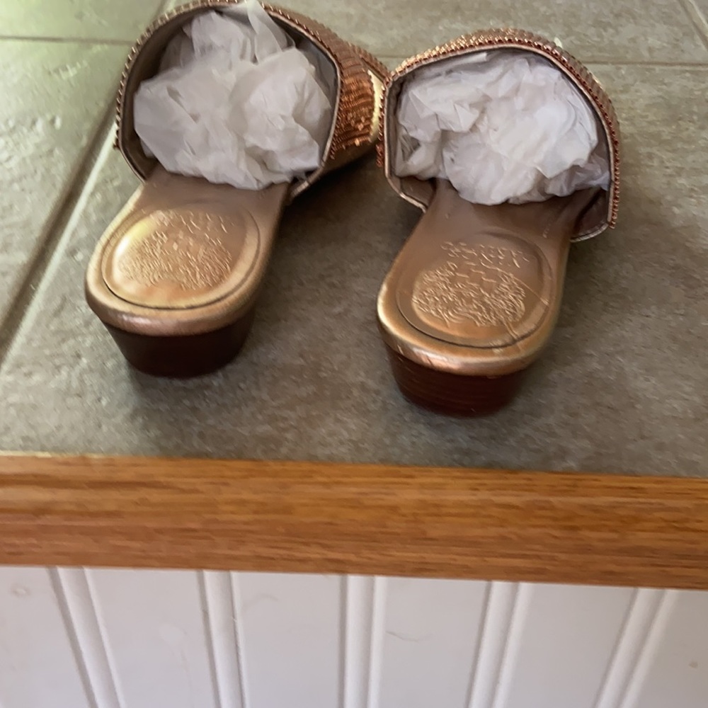 Sandals - Picture 4 of 5